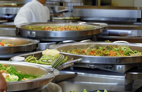 在大學食堂里包個窗口掙錢嗎?需要考慮哪些因素